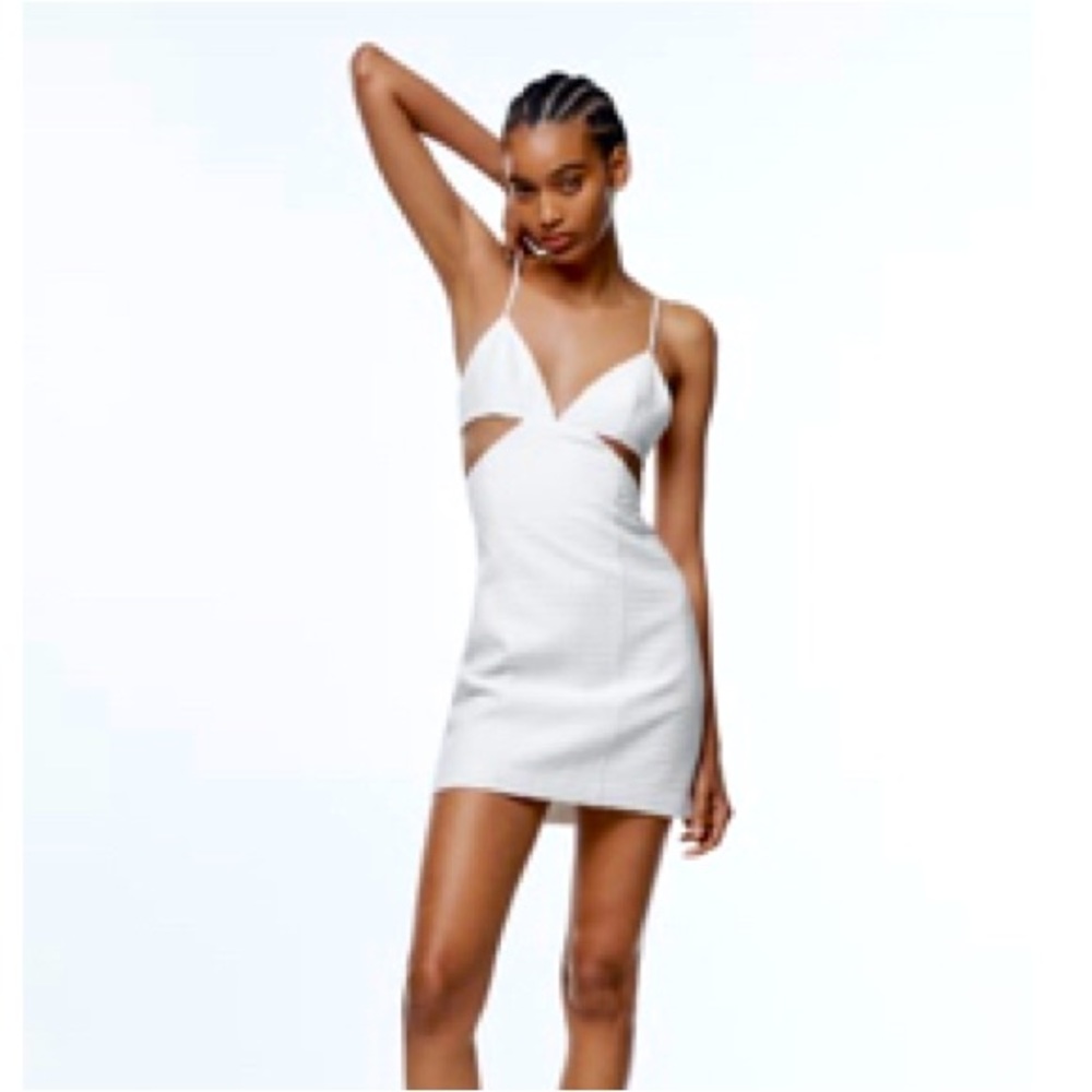 Zara Dress Size M nwt textured dress cut out white